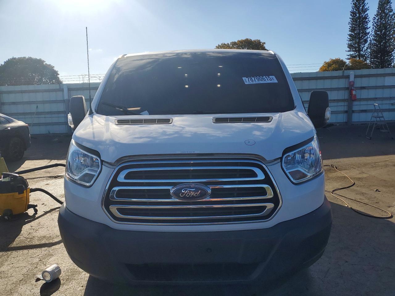 2018 Ford Transit T-150