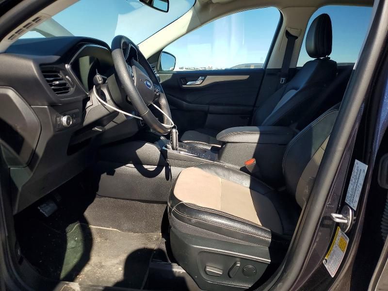 2021 Ford Escape Titanium