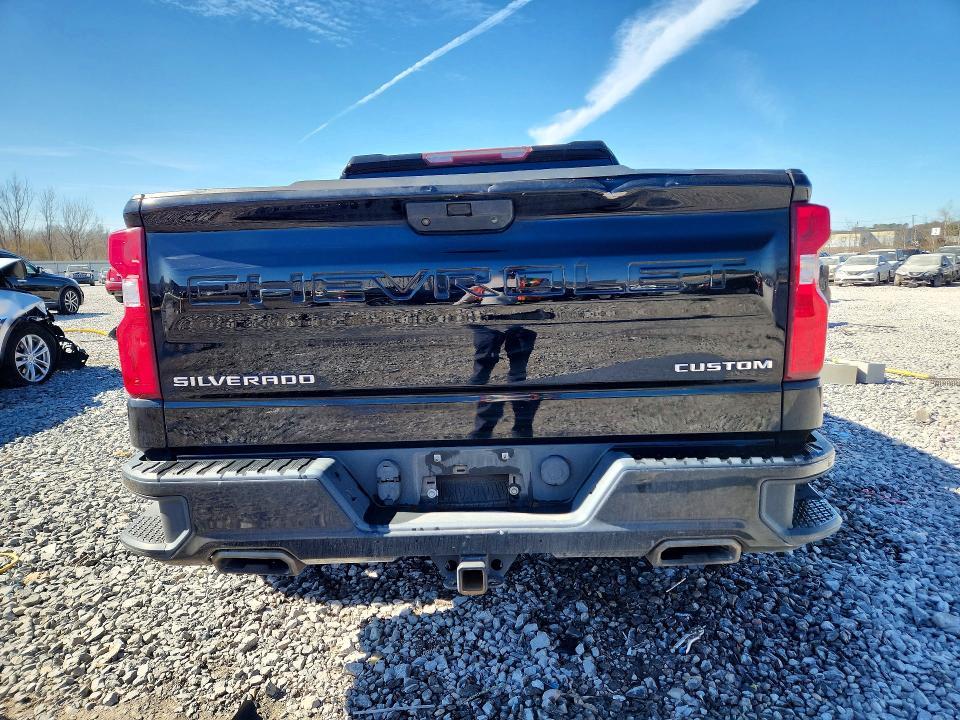2020 Chevrolet Silverado C1500 Custom
