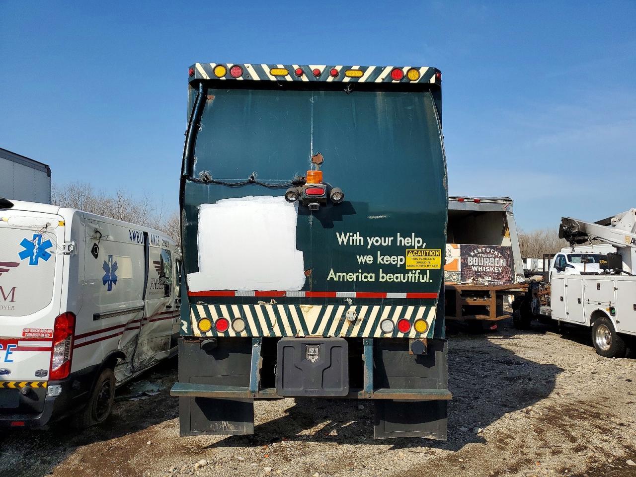 2010 Mack 600 LEU600