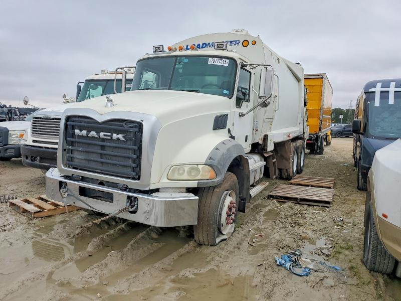2016 Mack GU500 Refuse Truck