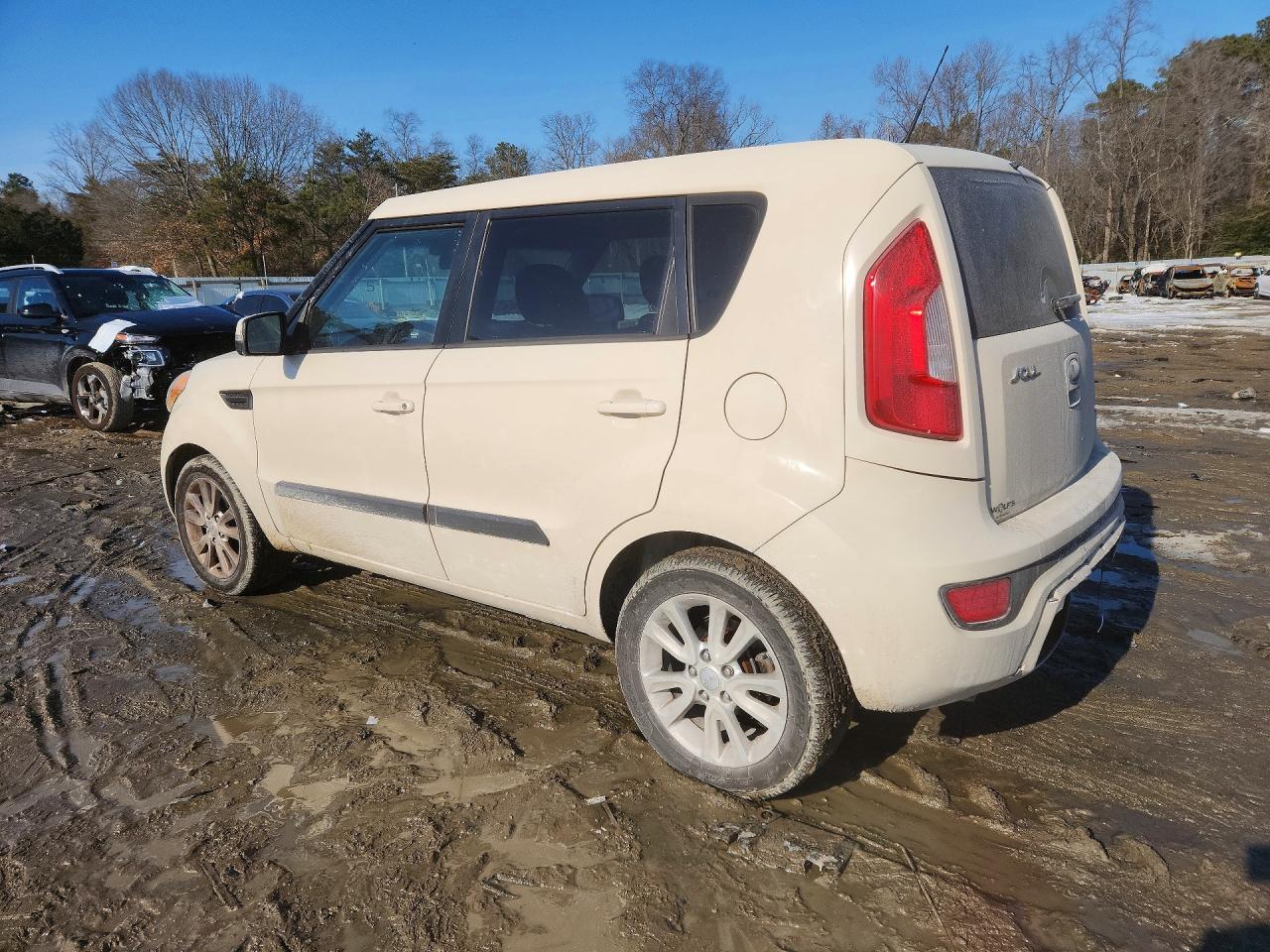 2013 KIA Soul +