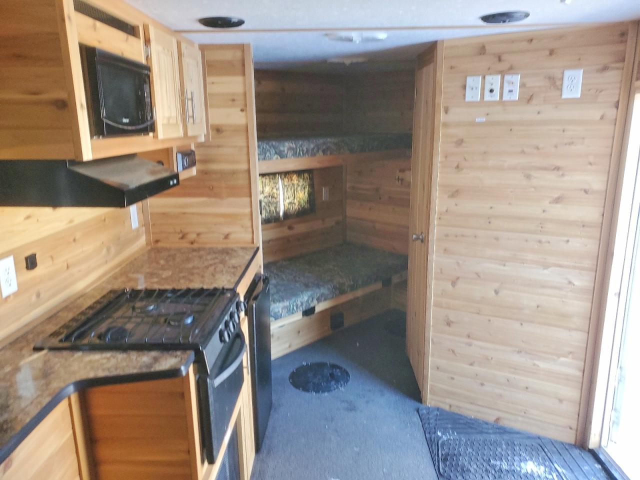 2019 Ivby 8X17V Trop