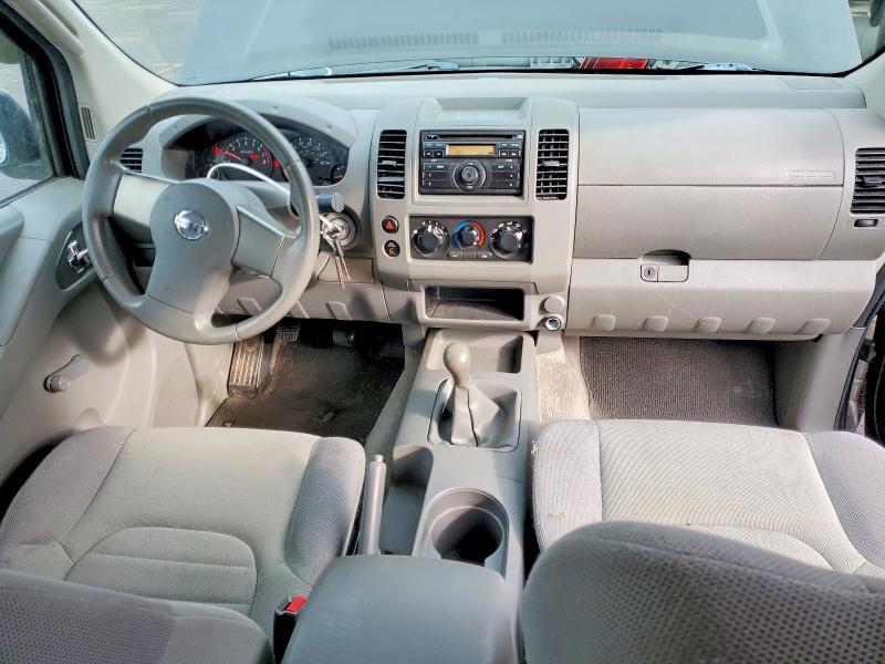 2011 Nissan Frontier s