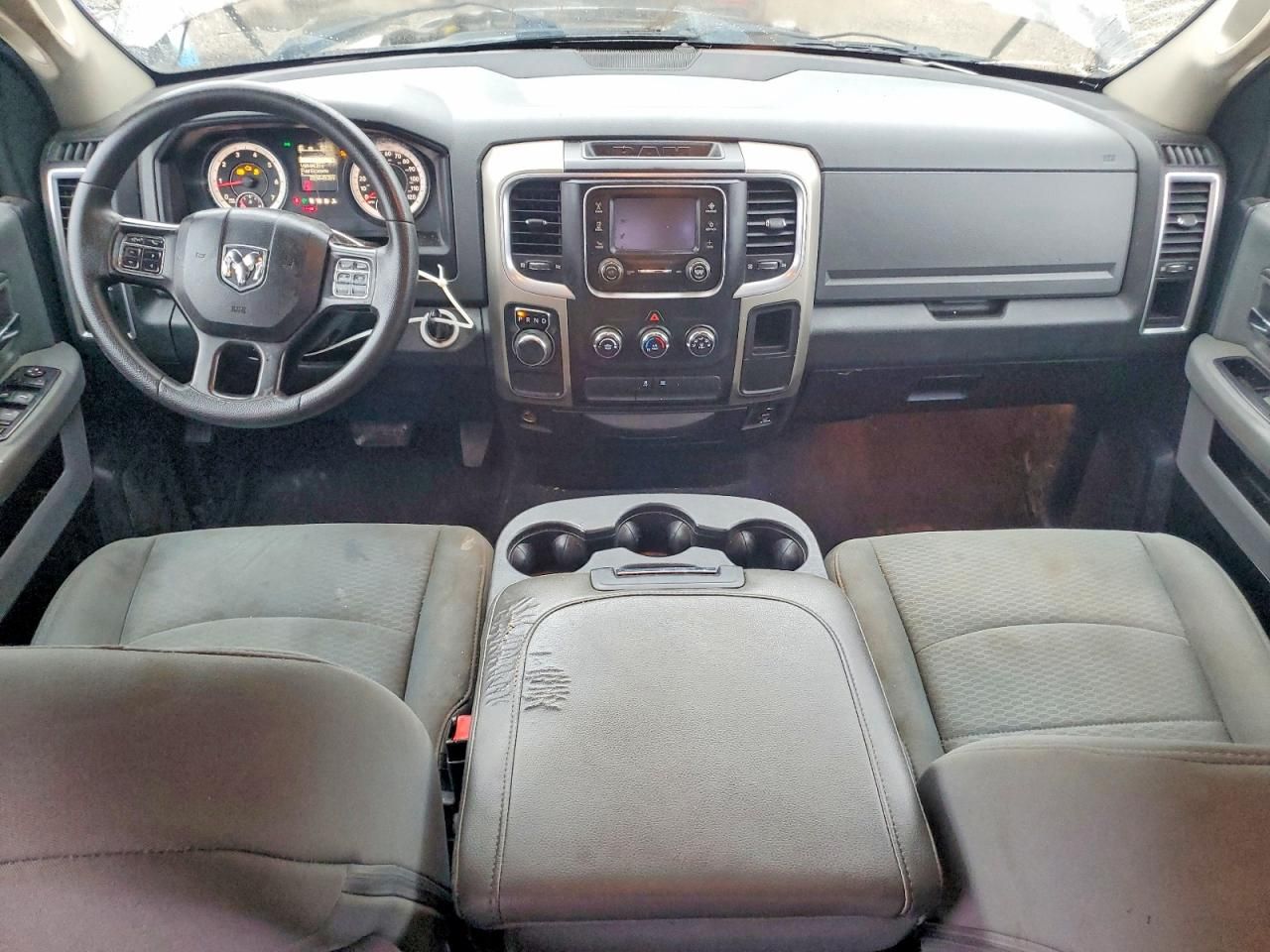 2015 Dodge Ram 1500 slt