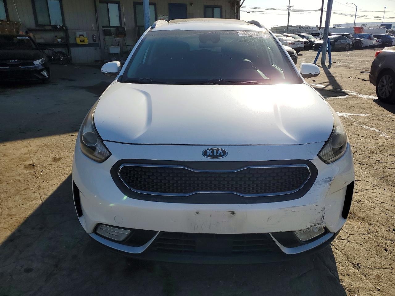 2017 KIA Niro ex