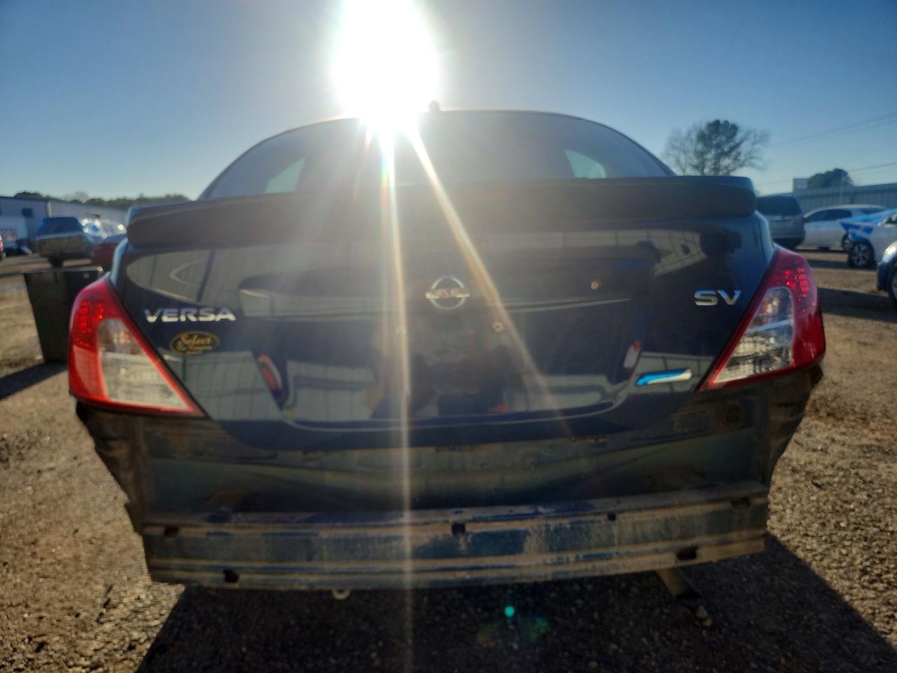 2014 Nissan Versa s