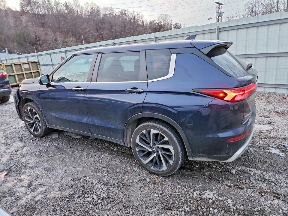 2022 Mitsubishi Outlander se
