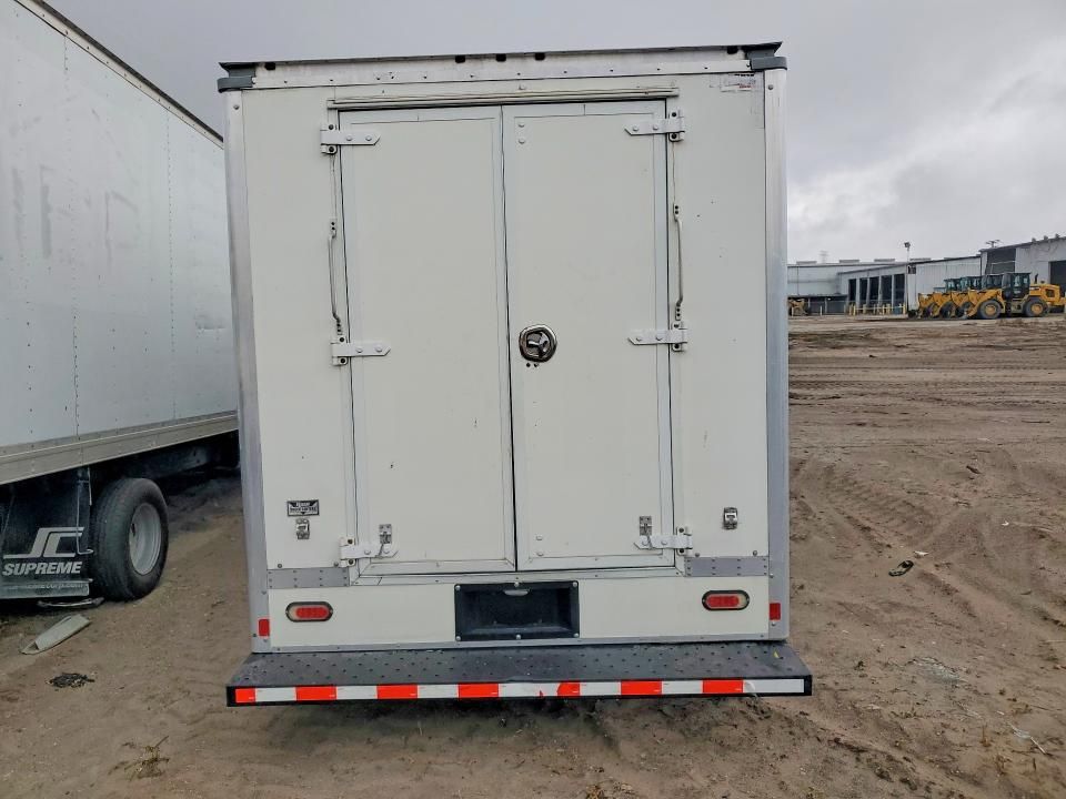 2018 Ford Transit Utility / Service Truck