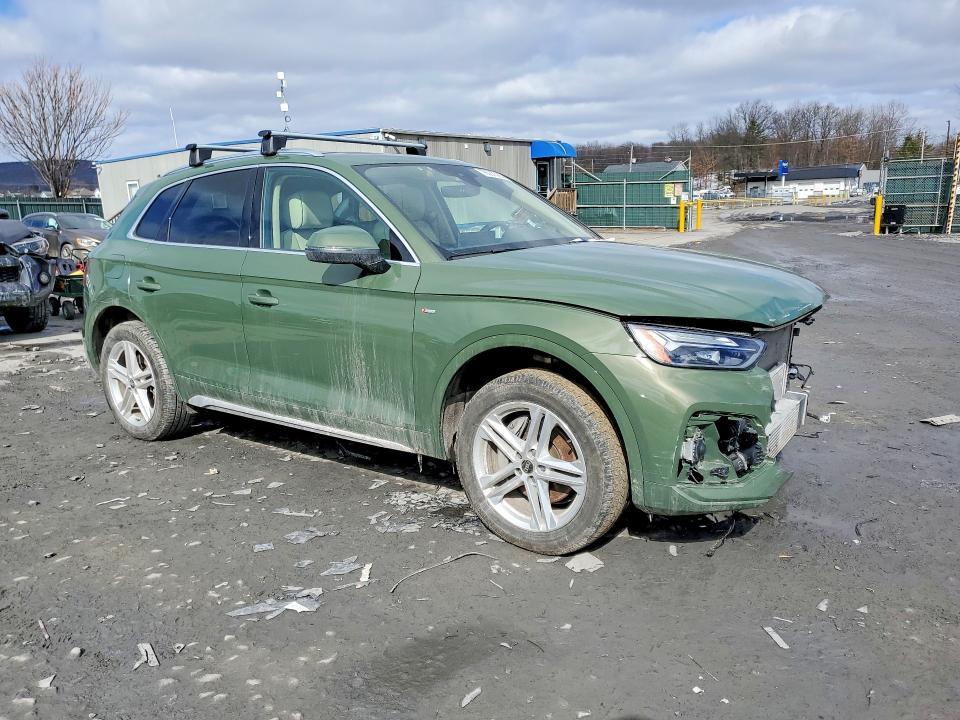 2024 Audi Q5 e Premium Plus 55