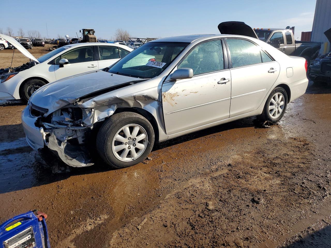 2004 Toyota Camry xle V6