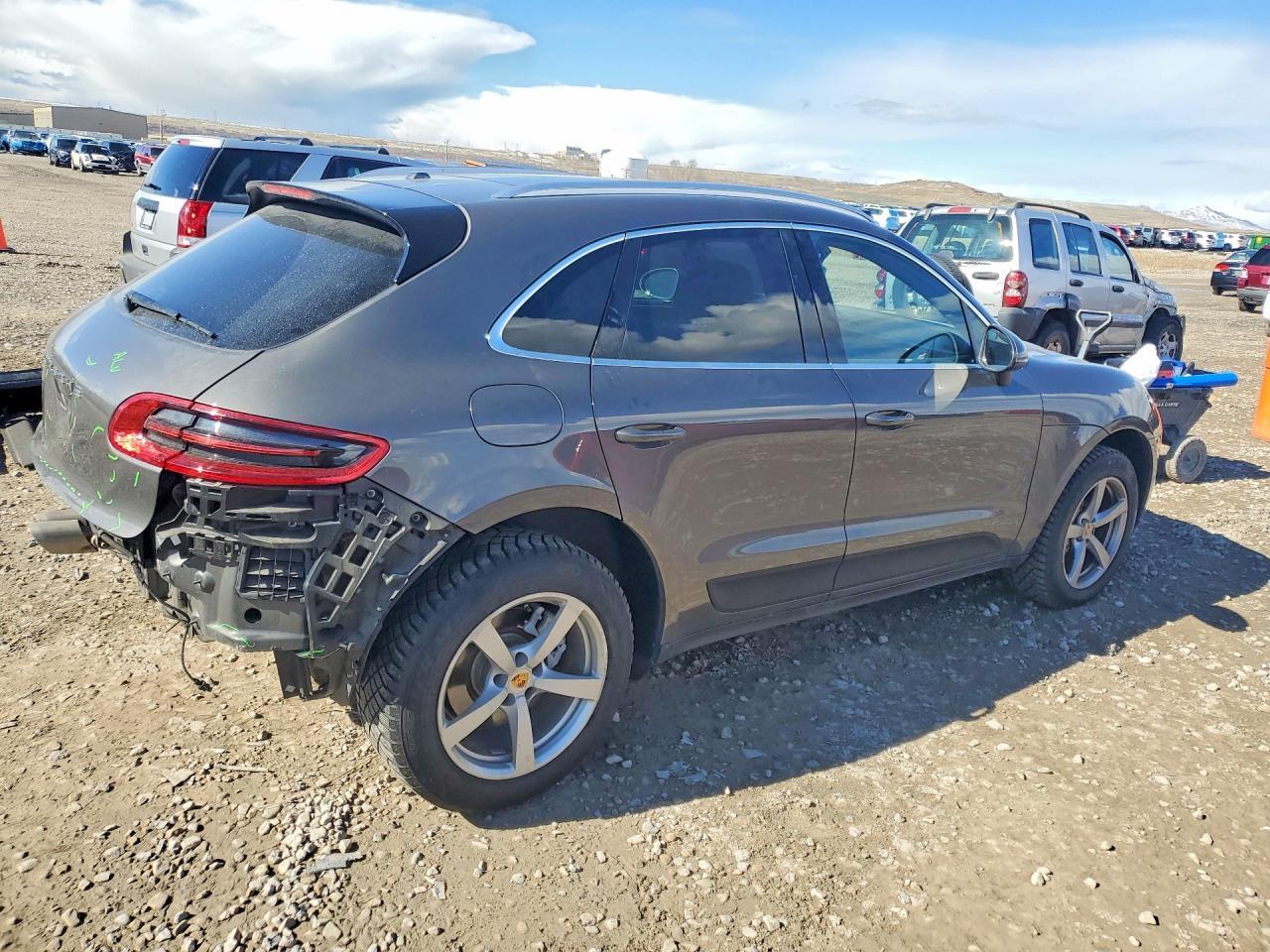 2015 Porsche Macan s