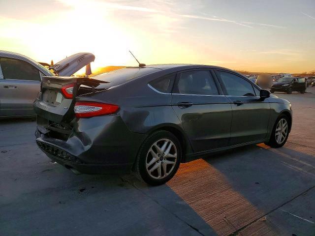 2015 Ford Fusion se