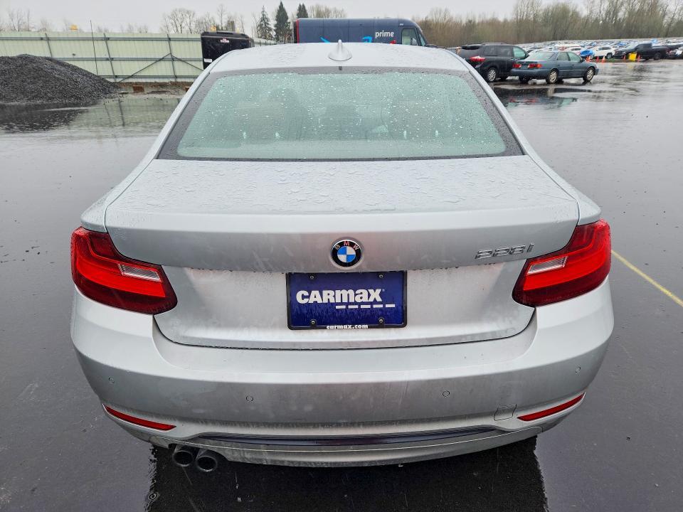 2016 BMW 228 i Sulev