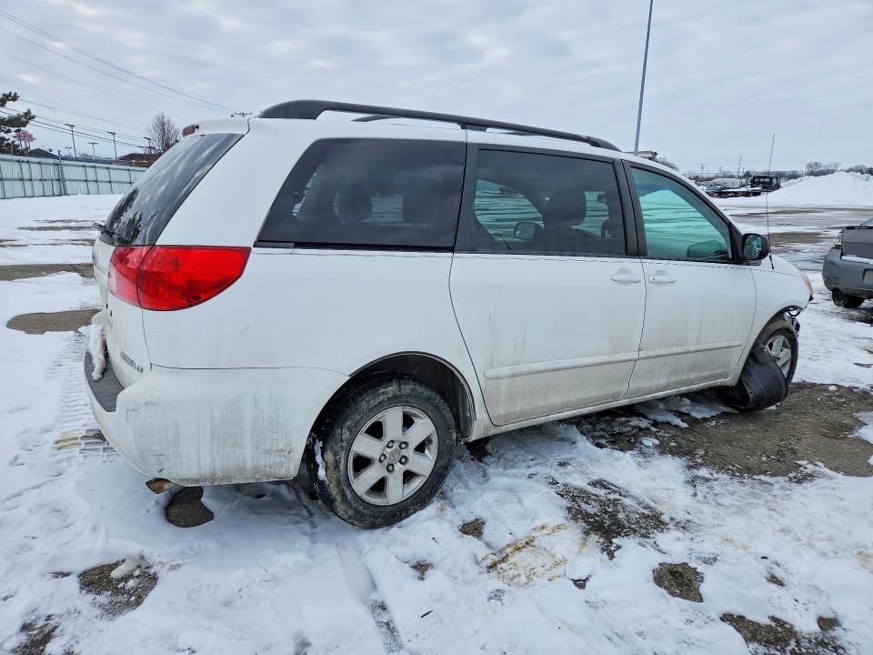 2010 Toyota Sienna