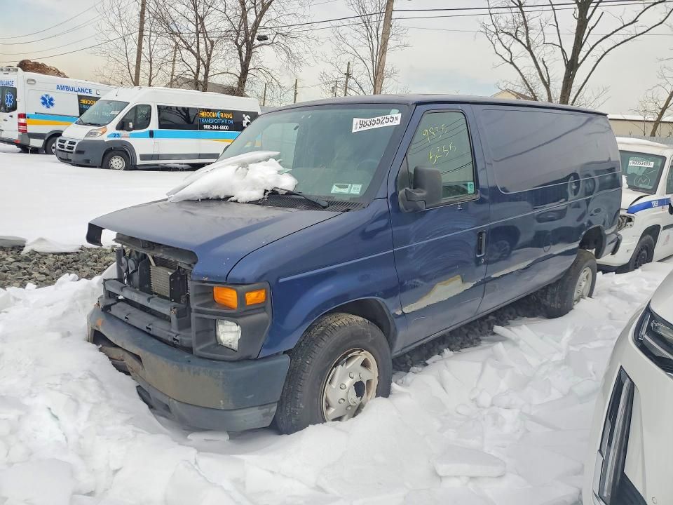 2010 Ford Econoline E250 van