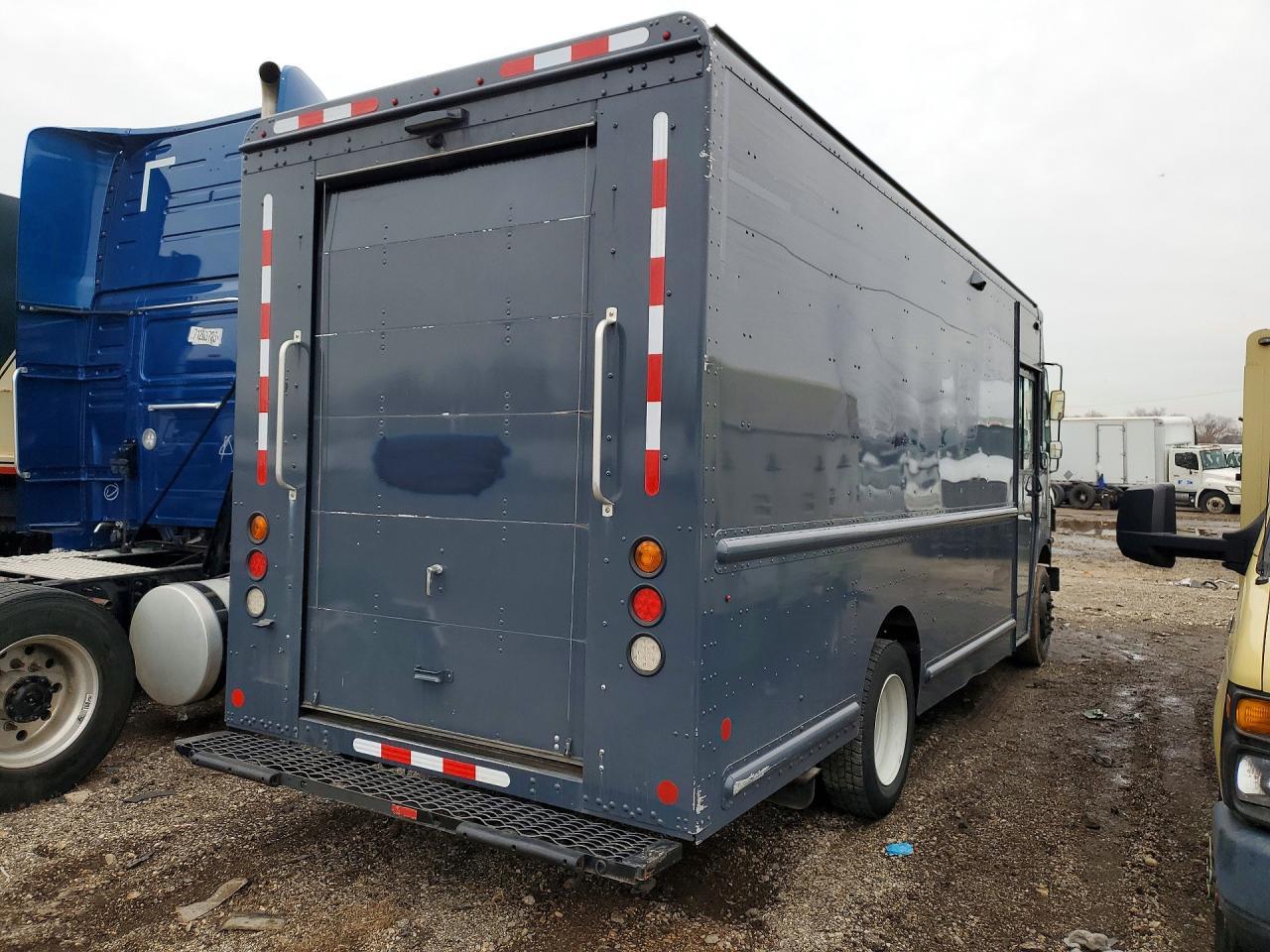 2020 Freightliner MT45G Chassis Delivery Truck