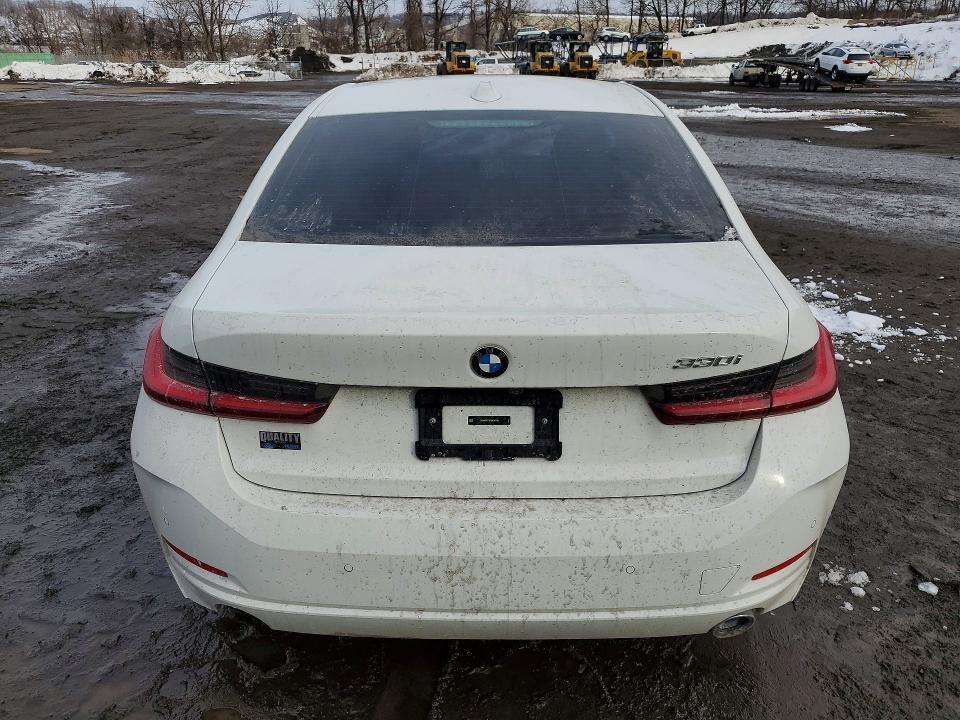 2024 BMW 330i