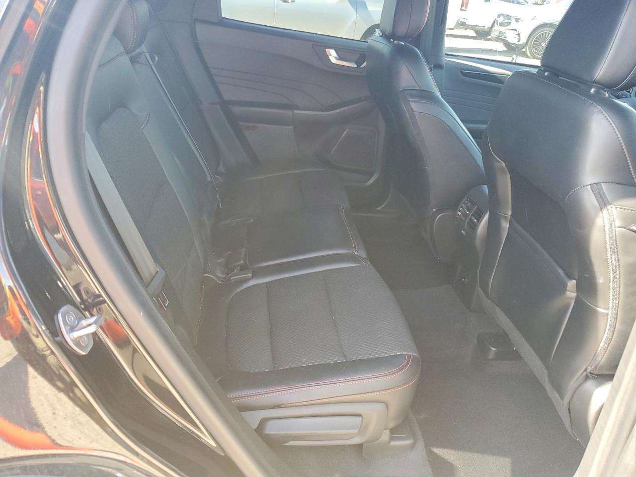 2023 Ford Escape st Line