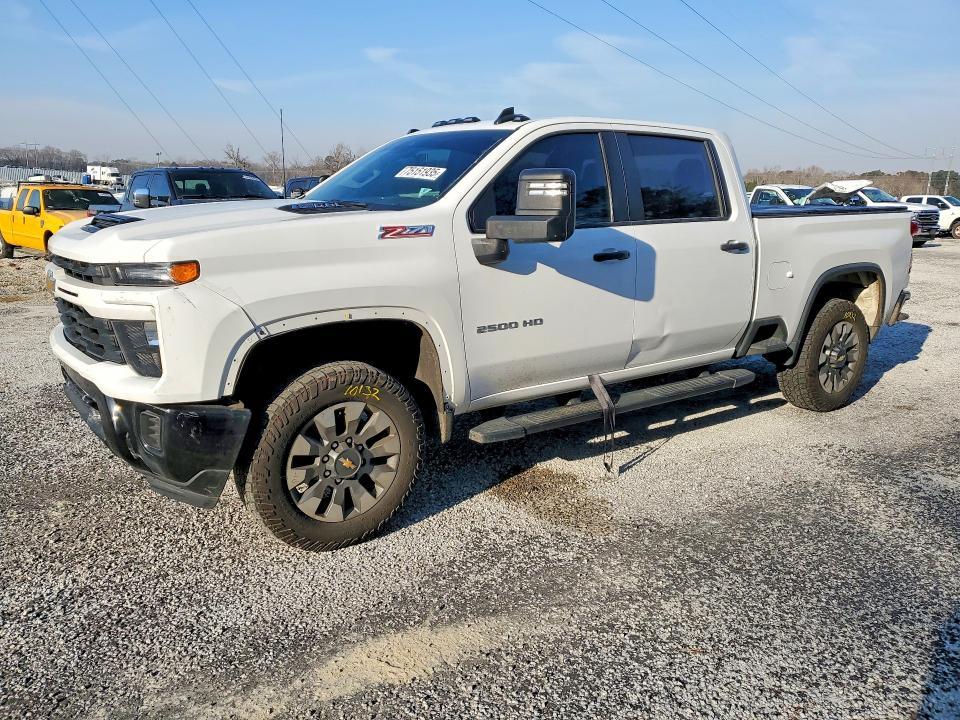 2025 Chevrolet Silverado K2500 Custom