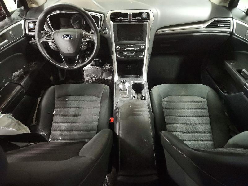 2020 Ford Fusion se