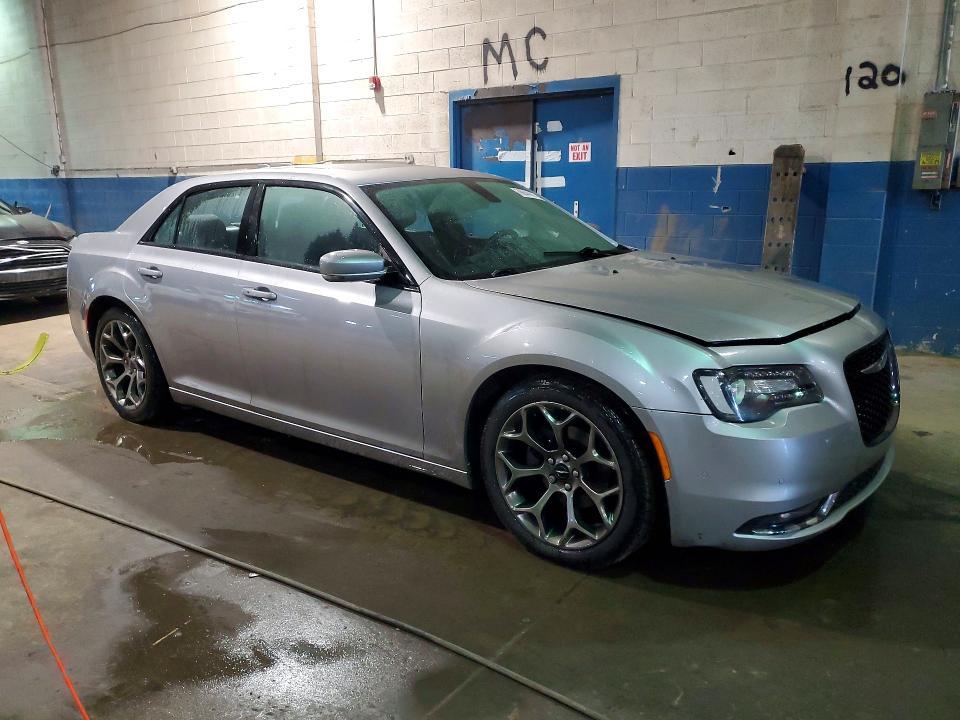 2015 Chrysler 300 s