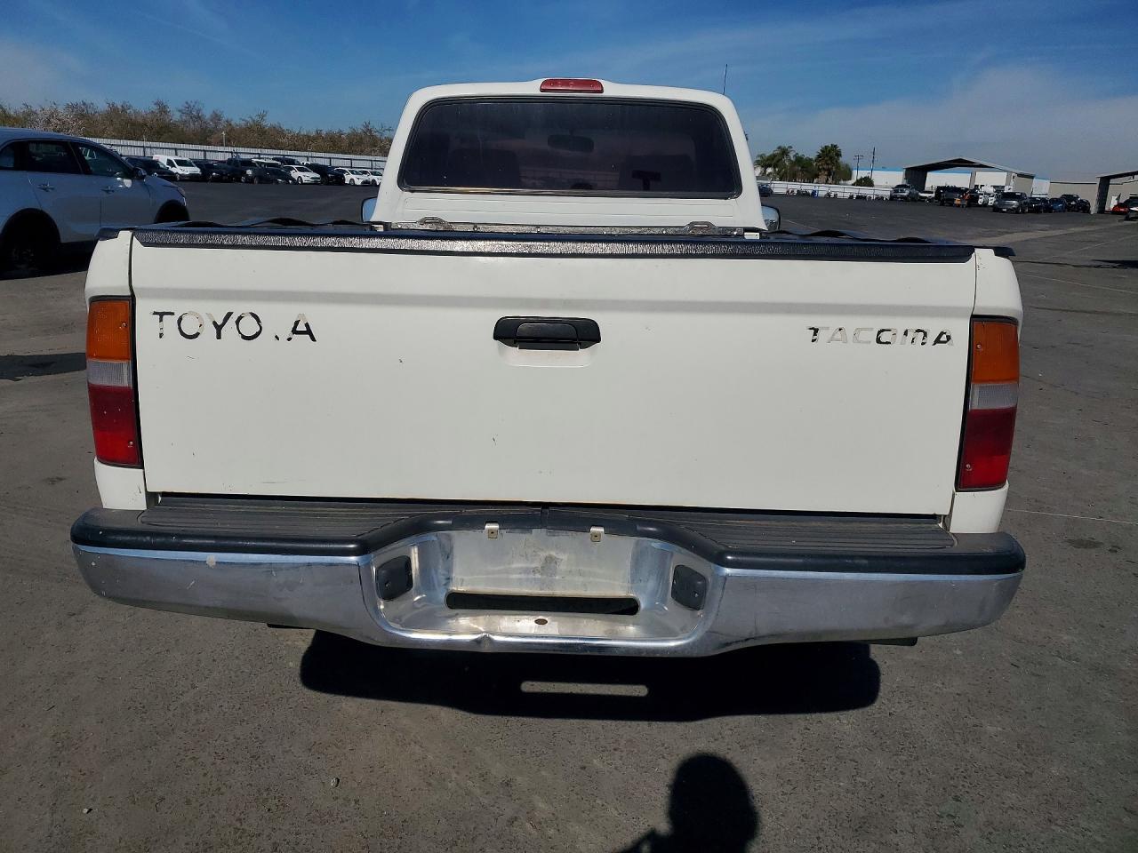 1999 Toyota Tacoma Base