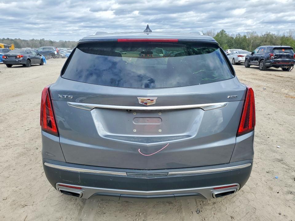 2020 Cadillac XT5 Premium Luxury