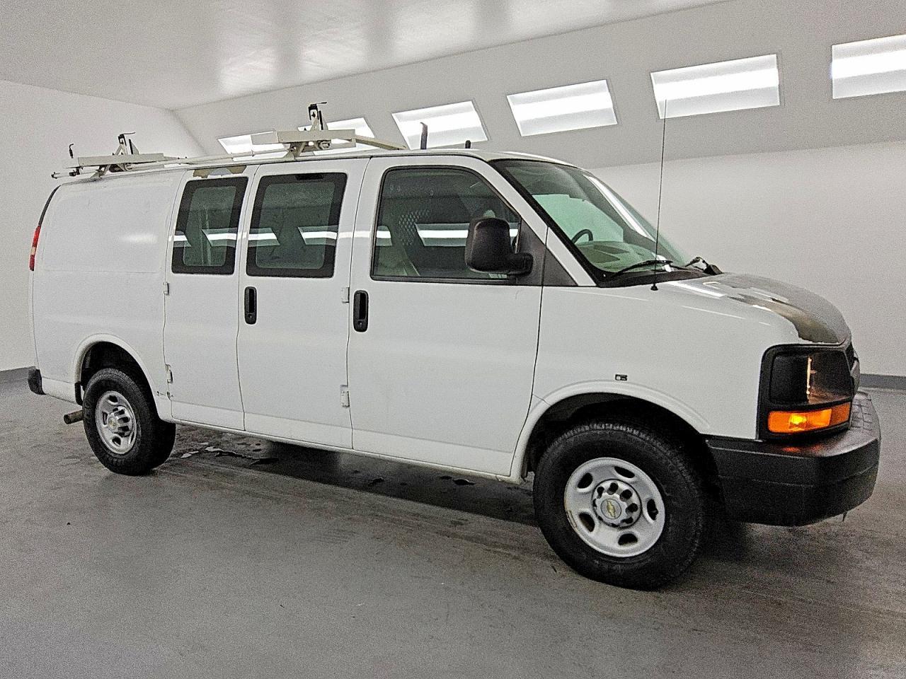 2008 Chevrolet 2008 Chev G3500 Express Cargo Van