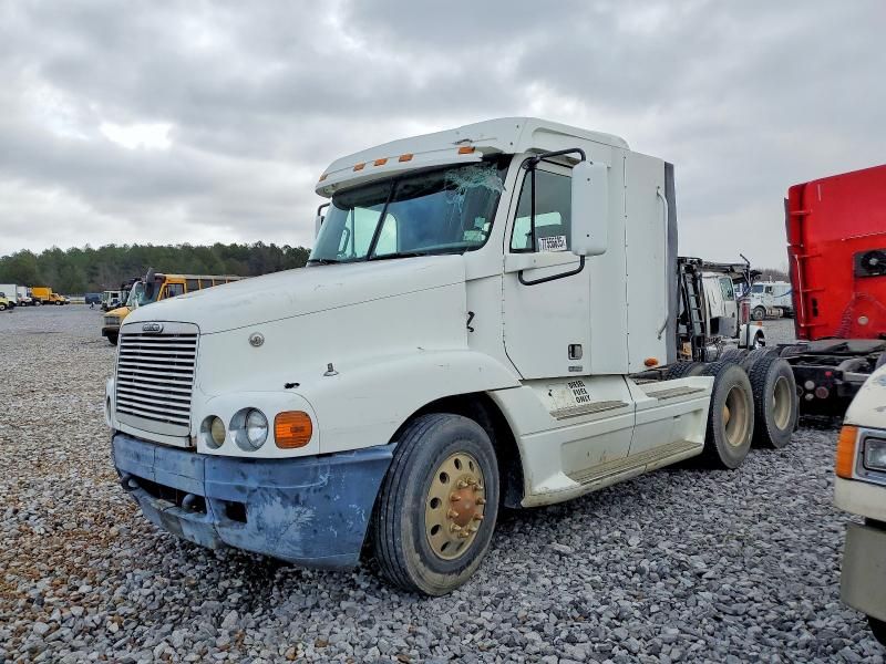 2000 Freightliner Conventional Semi Truck