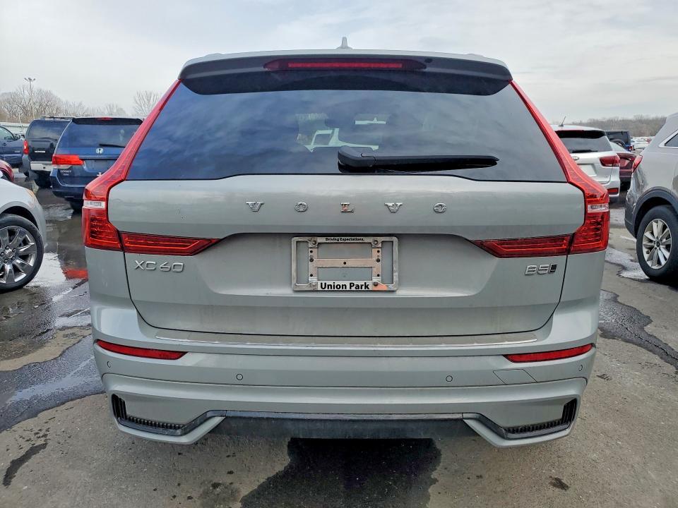 2025 Volvo Xc60 Core