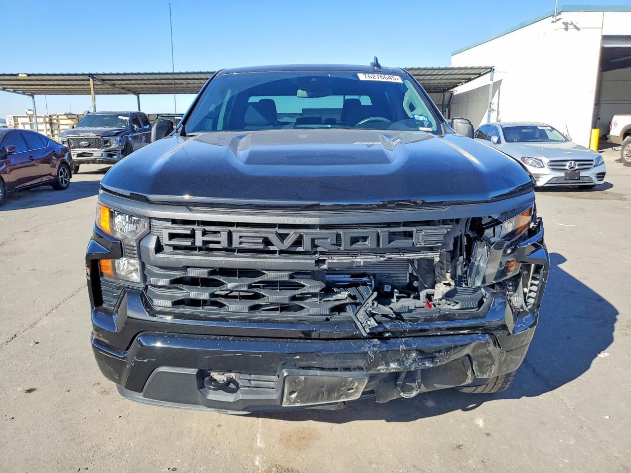 2025 Chevrolet Silverado C1500 Custom