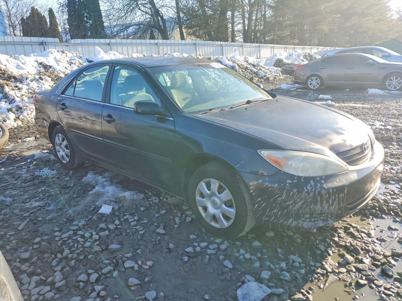 2004 Toyota Camry le
