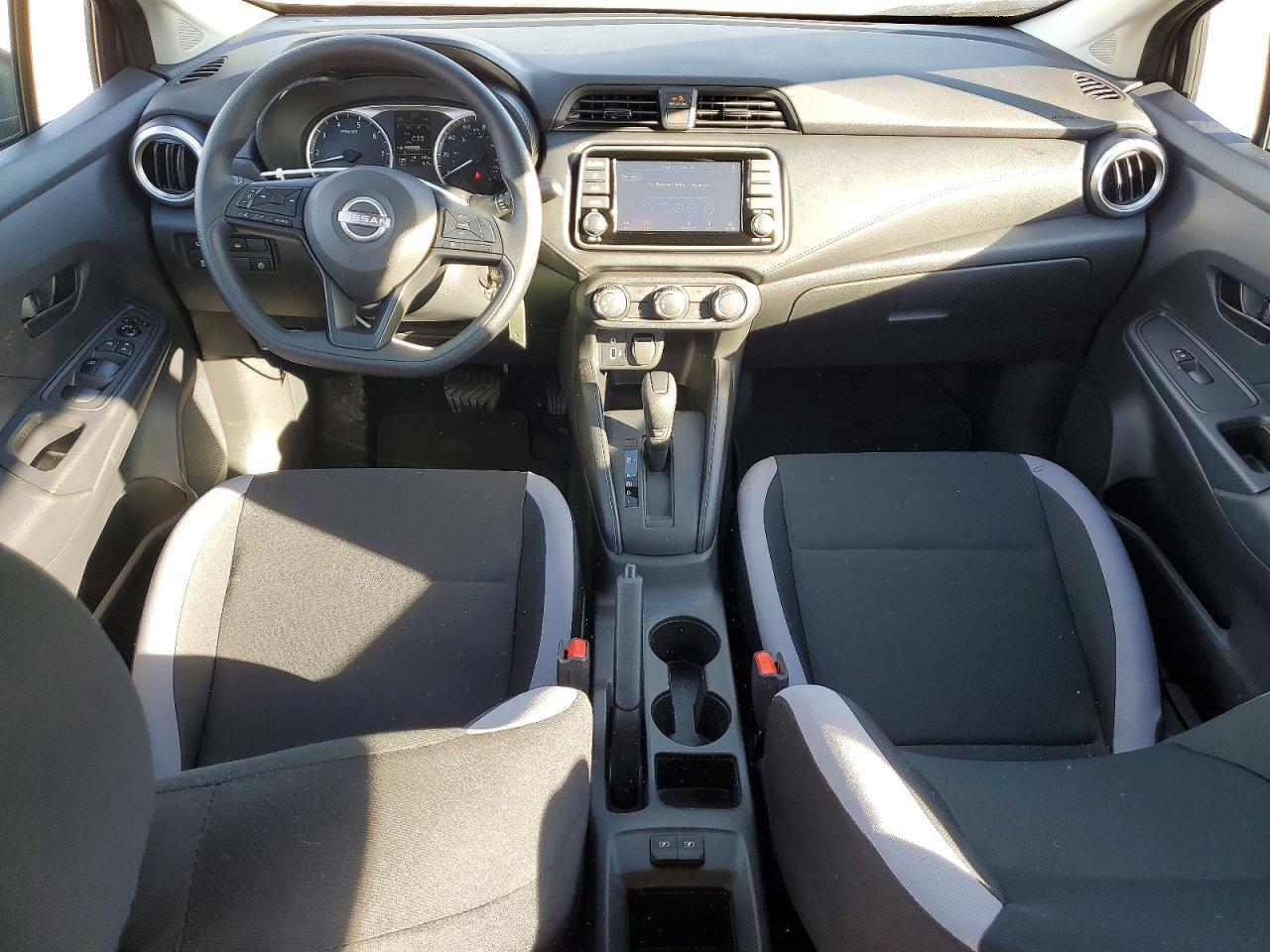 2025 Nissan Versa s