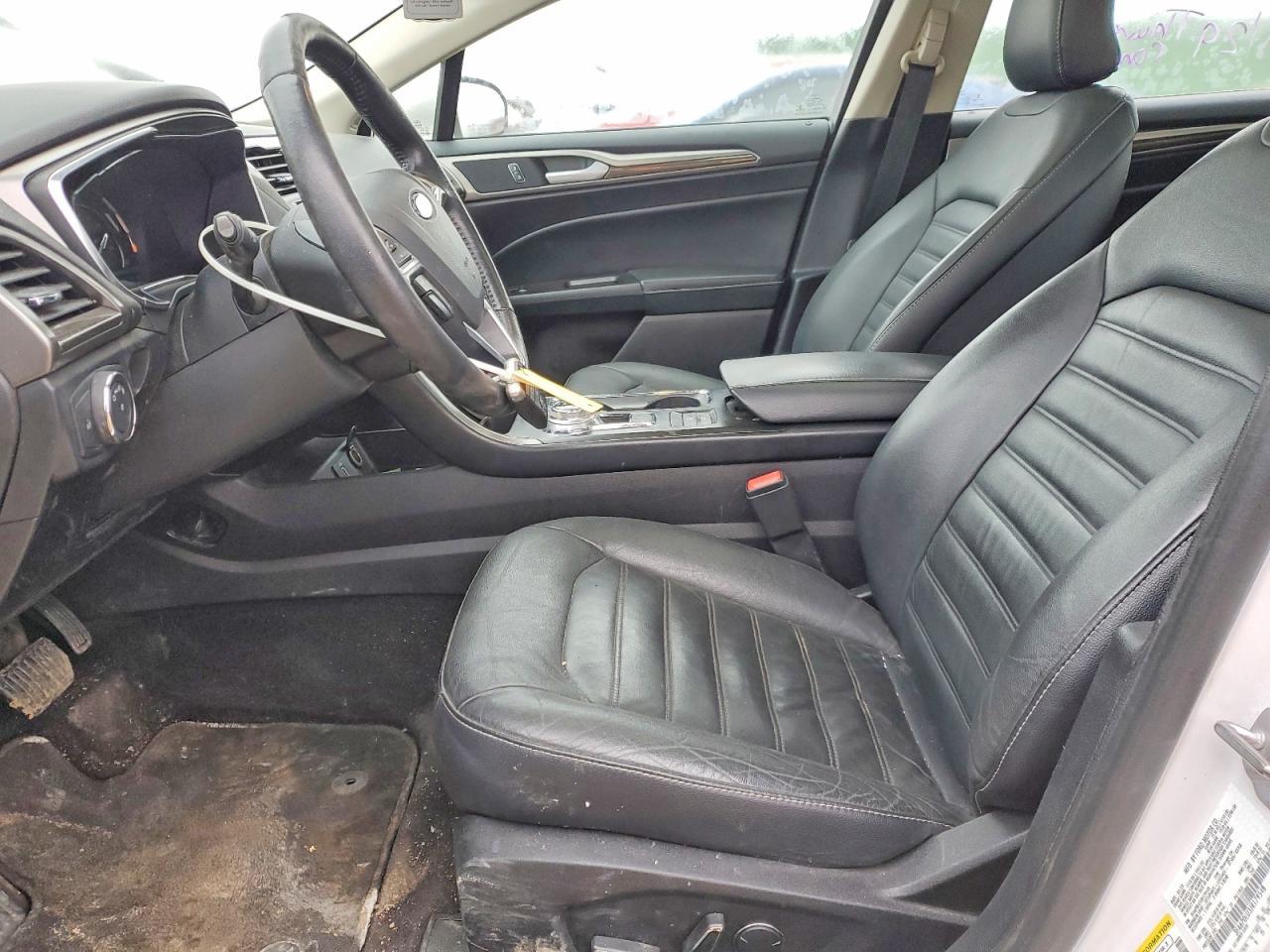 2018 Ford Fusion se Hybrid