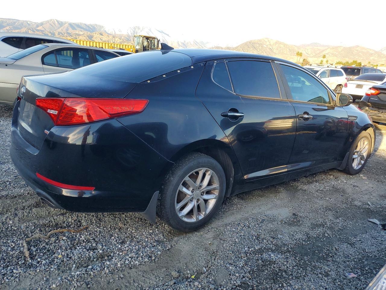 2013 KIA Optima lx