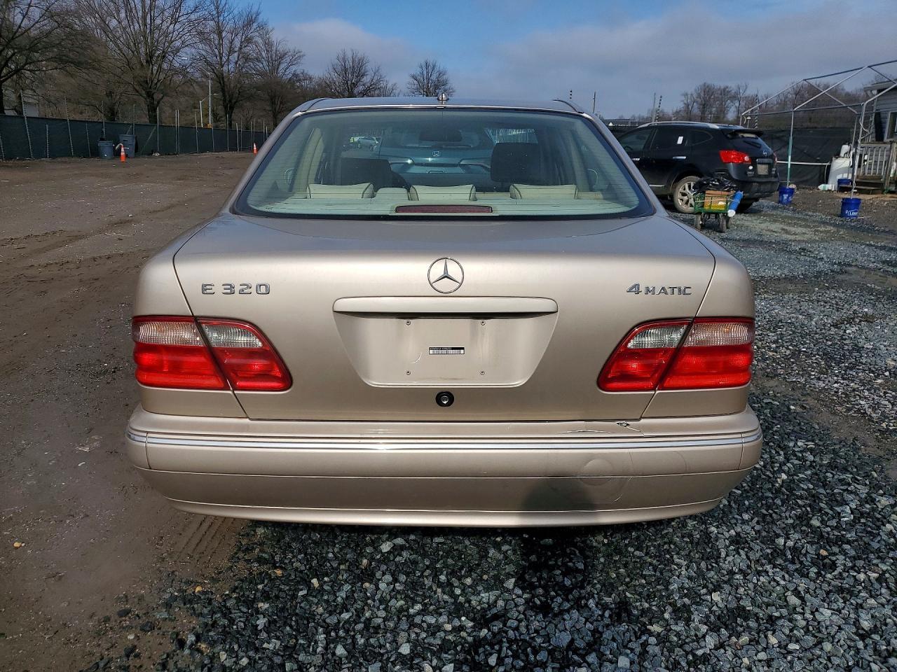 2001 Mercedes-Benz E 320 4matic