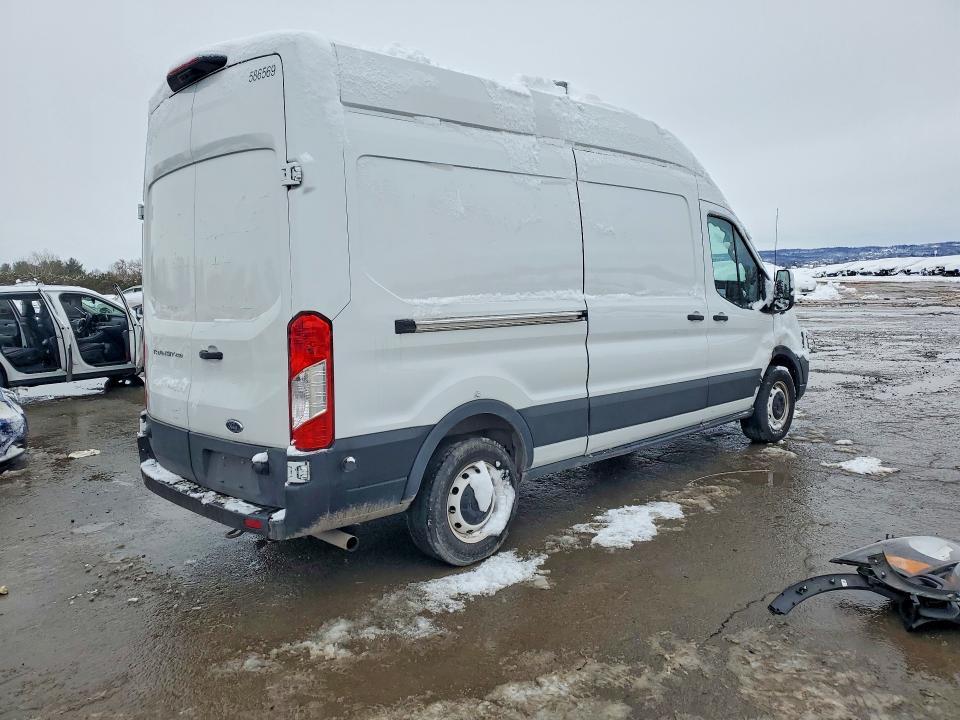 2022 Ford Transit 250 Delivery Van