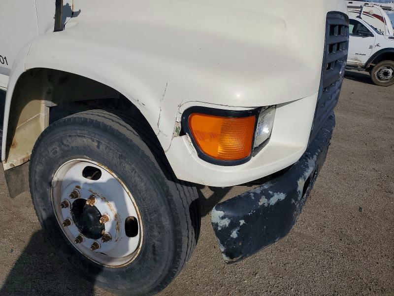 1997 Ford F700 Truck Cab AND Chassis