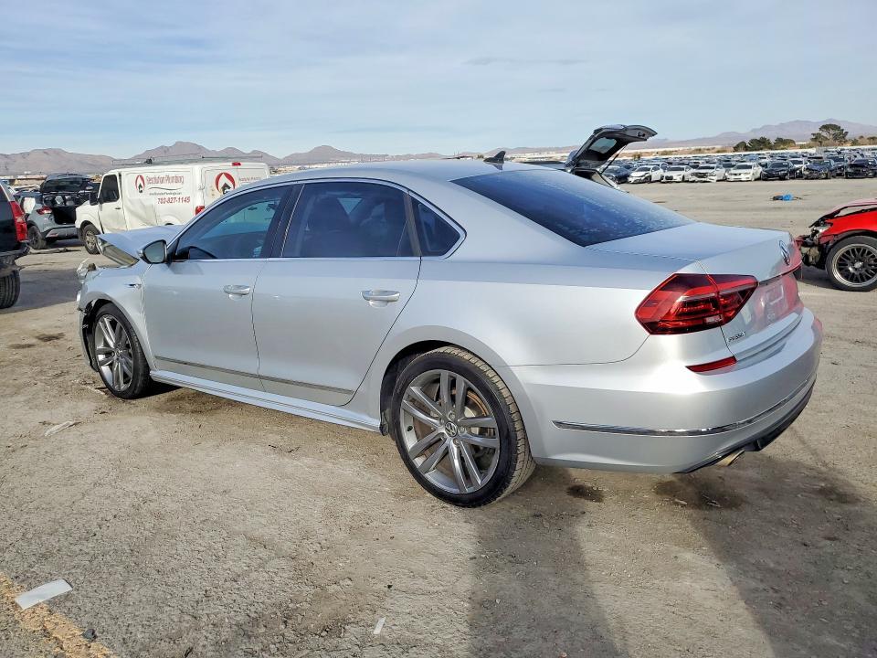 2017 Volkswagen Passat R-line