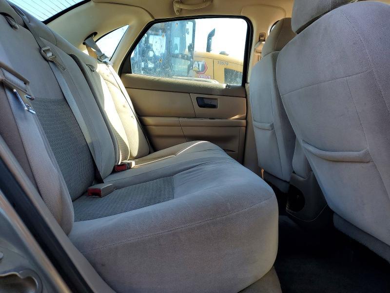 2004 Ford Taurus ses