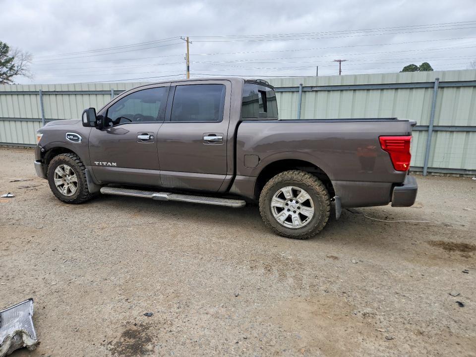 2017 Nissan Titan SV