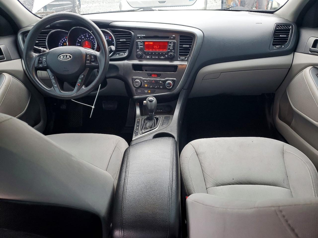2012 KIA Optima lx