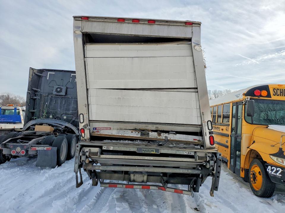 2015 Freigliner 2015 Freightliner Business Class M2 Refrigerated B