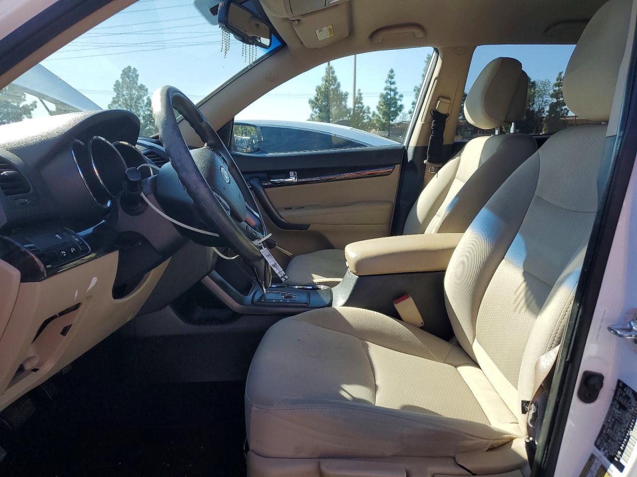 2013 KIA Sorento lx
