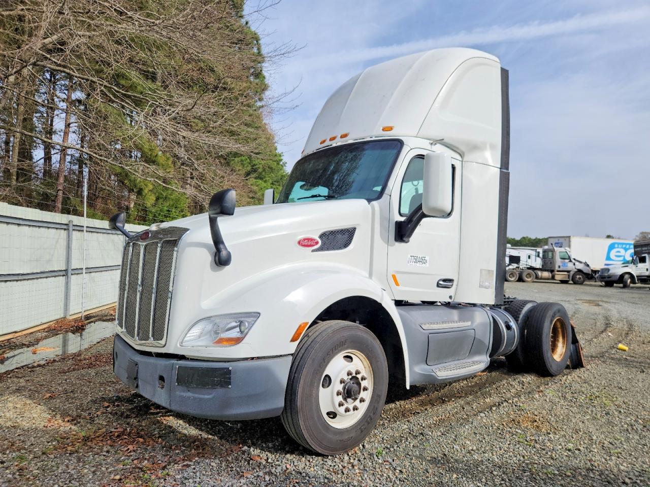 2016 Peterbilt 579 Semi Truck