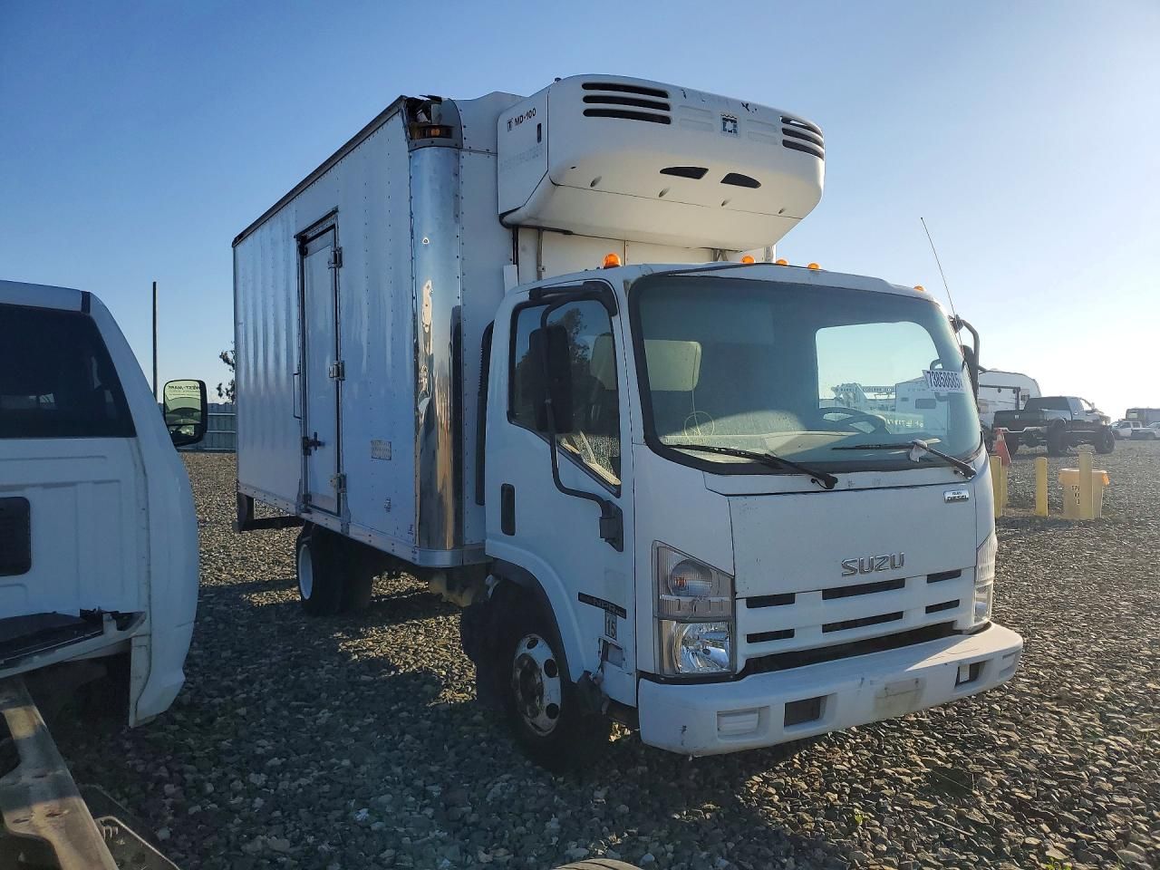 2009 Isuzu NPR Refrigerated BOX Truck