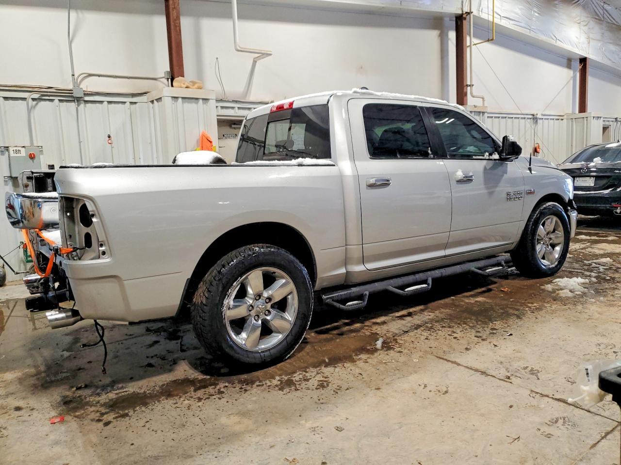 2016 Dodge Ram 1500 slt
