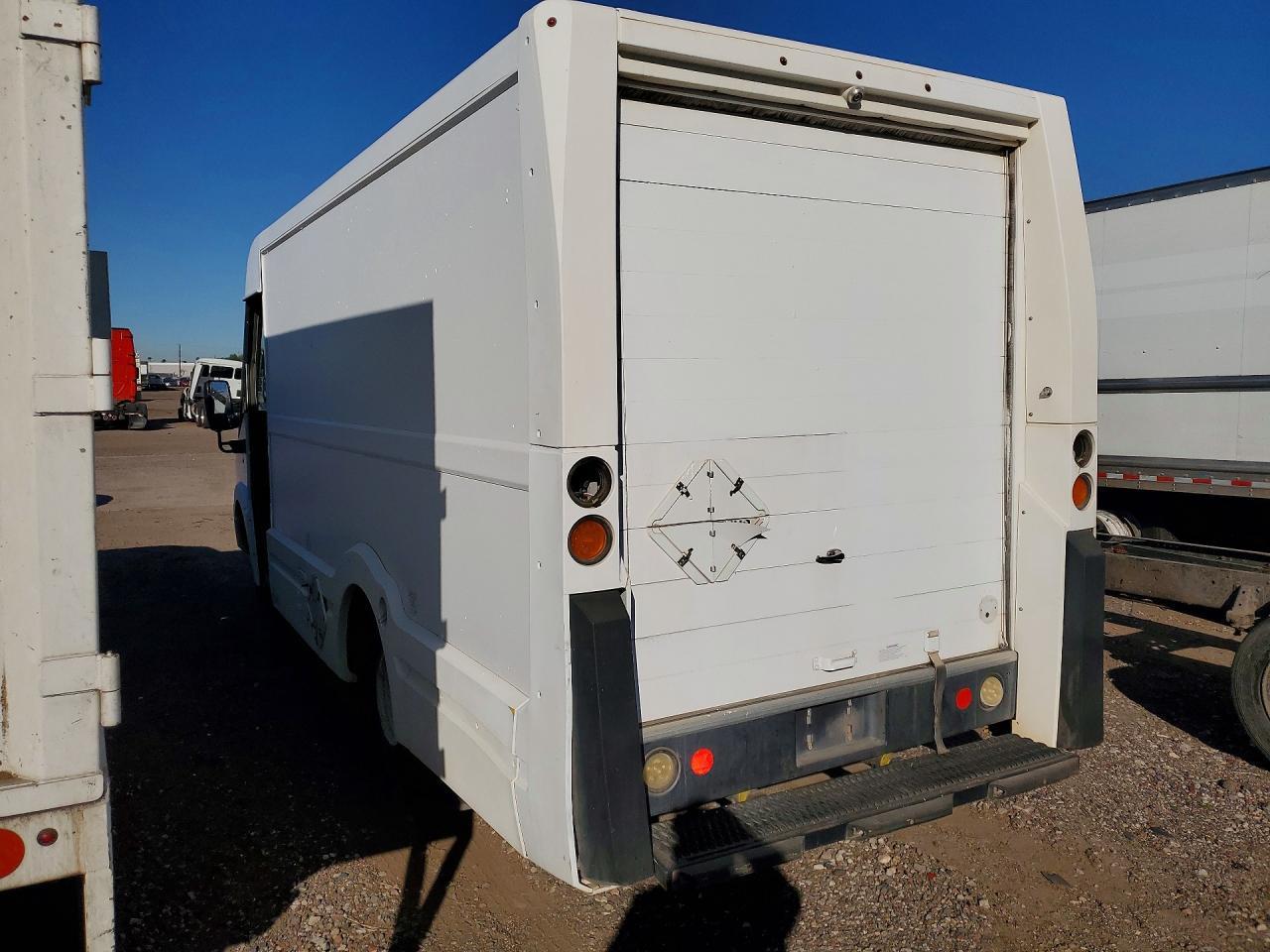 2013 Isuzu NPR HD Delivery Van