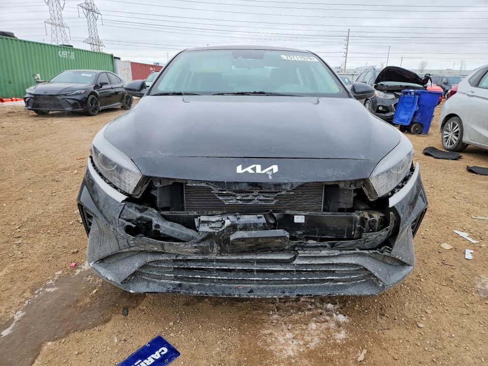 2022 KIA Forte fe